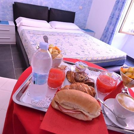 โจ สวีท Bed & Breakfast โรม ภายนอก รูปภาพ