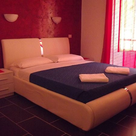 โจ สวีท Bed & Breakfast โรม ภายนอก รูปภาพ