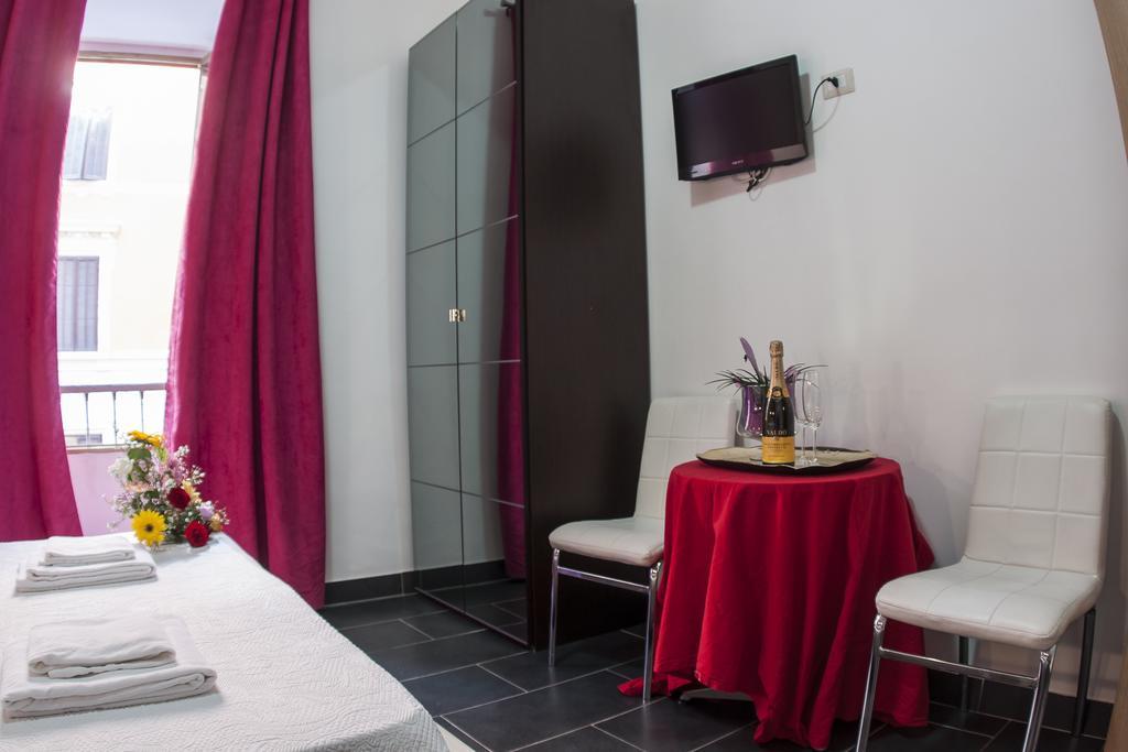 โจ สวีท Bed & Breakfast โรม ห้อง รูปภาพ